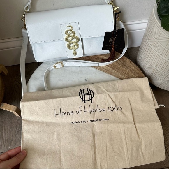 NWT Original HOUSE OF HARLOW
1960 Snake 100% Leather Shoulder
Bag Gold White - Picture 12 of 13